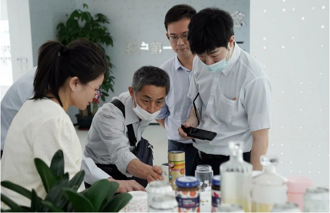 爱普生代表团莅临B体育BSport总部参观交流