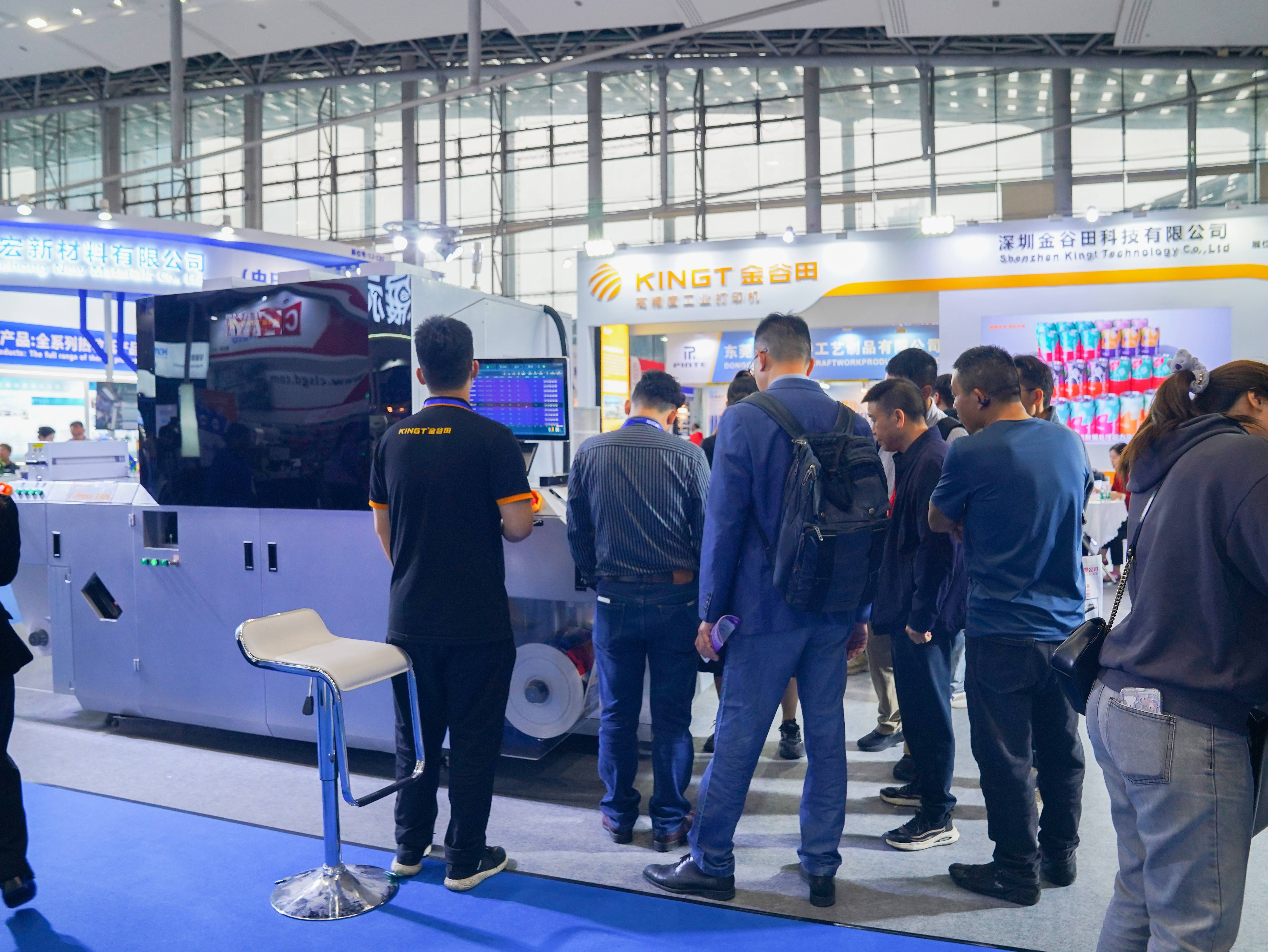 羊城展翼，L-Press 330S以工业美学重构标签印刷边界